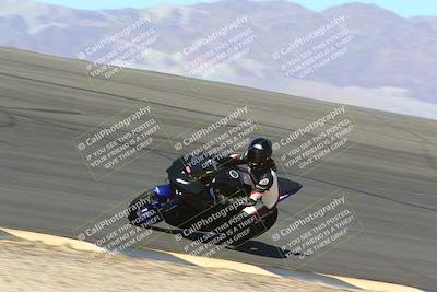 media/Mar-12-2022-SoCal Trackdays (Sat) [[152081554b]]/Bowl Set 2 (1025am)/